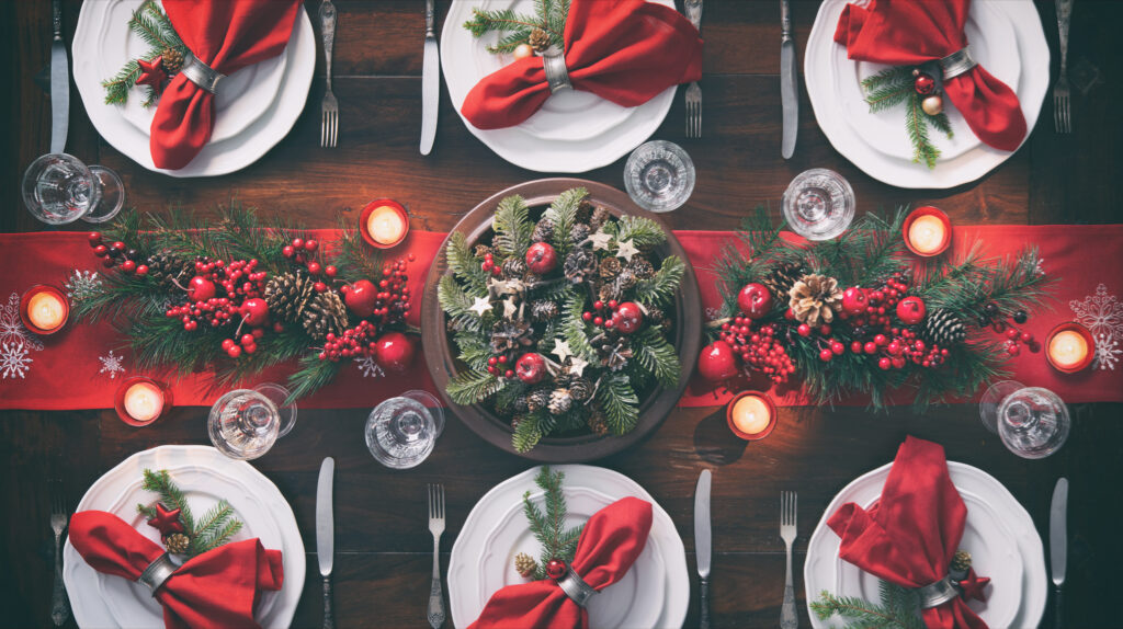 décoration de la table de Noël traditionnelle